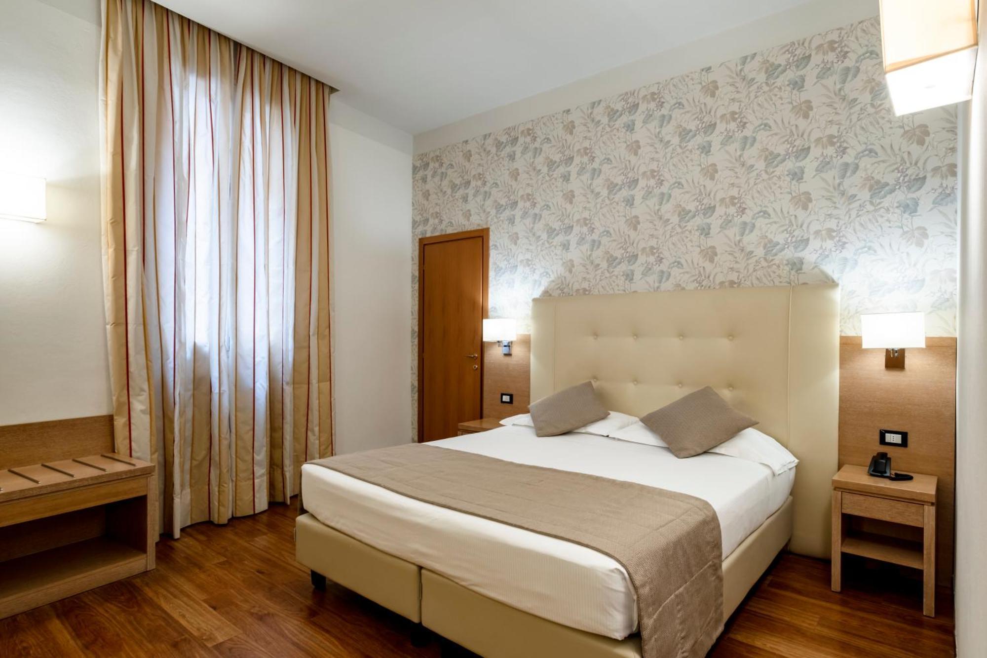 Hotel Accademia Болонья Екстер'єр фото